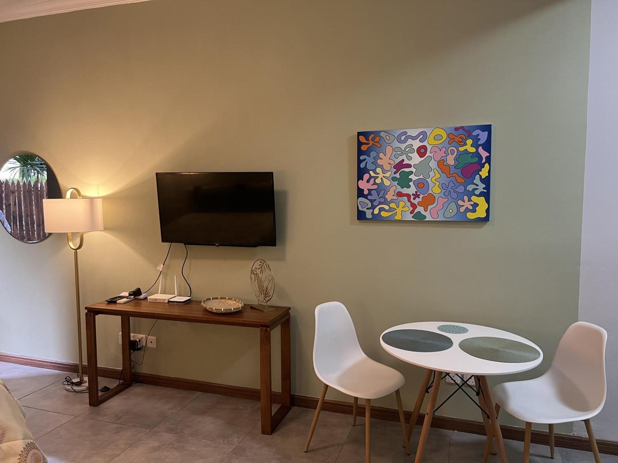 Newly Renovated Studio Apartment With Rooftop Pool, Few Steps To The Beach Flic-en-Flacq Exterior foto